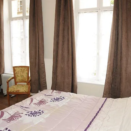 Memorial Hotel 3*